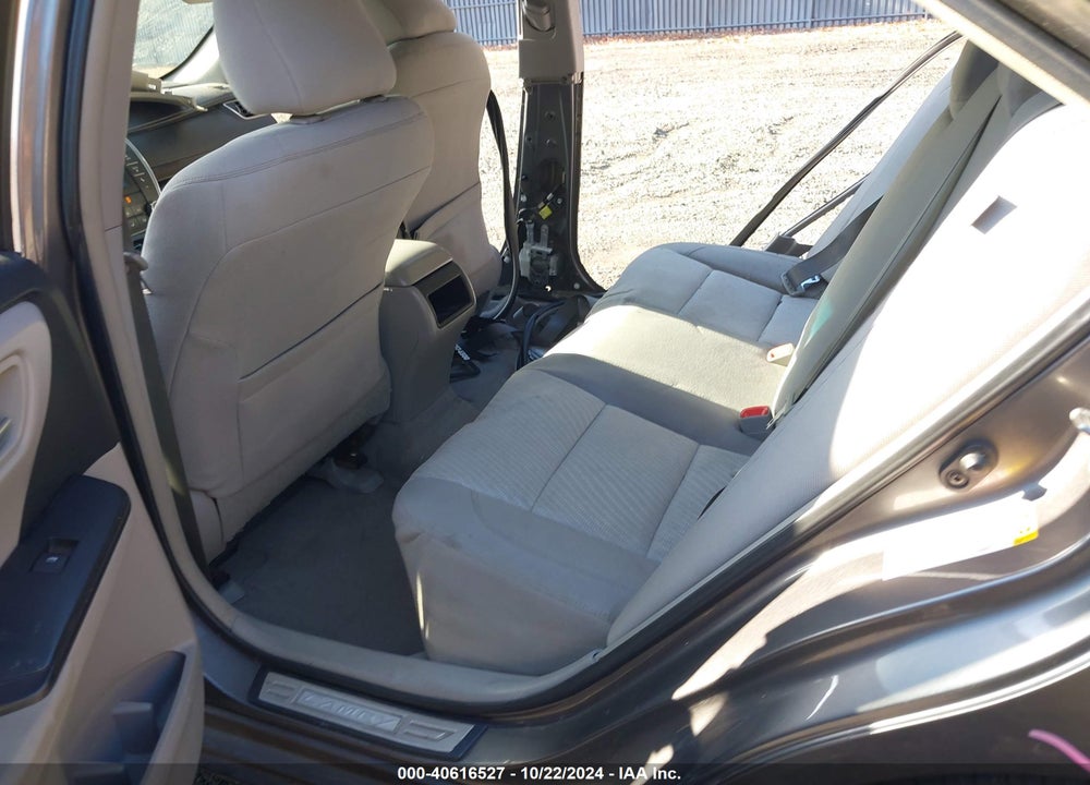 2016 TOYOTA CAMRY LE VIN: 4T4BF1FK7GR583757