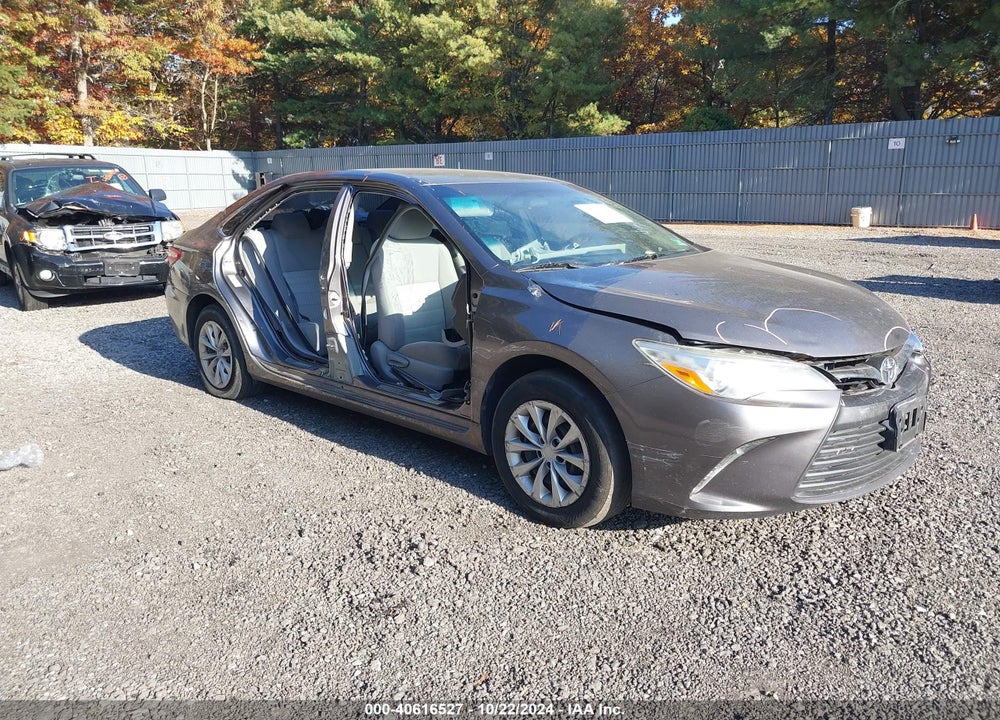 2016 TOYOTA CAMRY LE VIN: 4T4BF1FK7GR583757