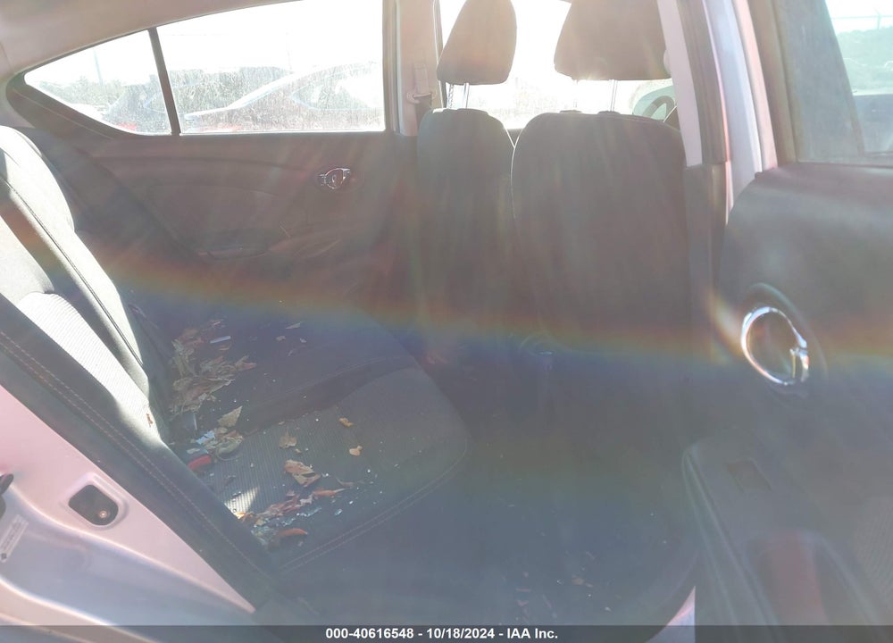 2014 NISSAN VERSA 1.6 SV VIN: 3N1CN7AP4EL829220