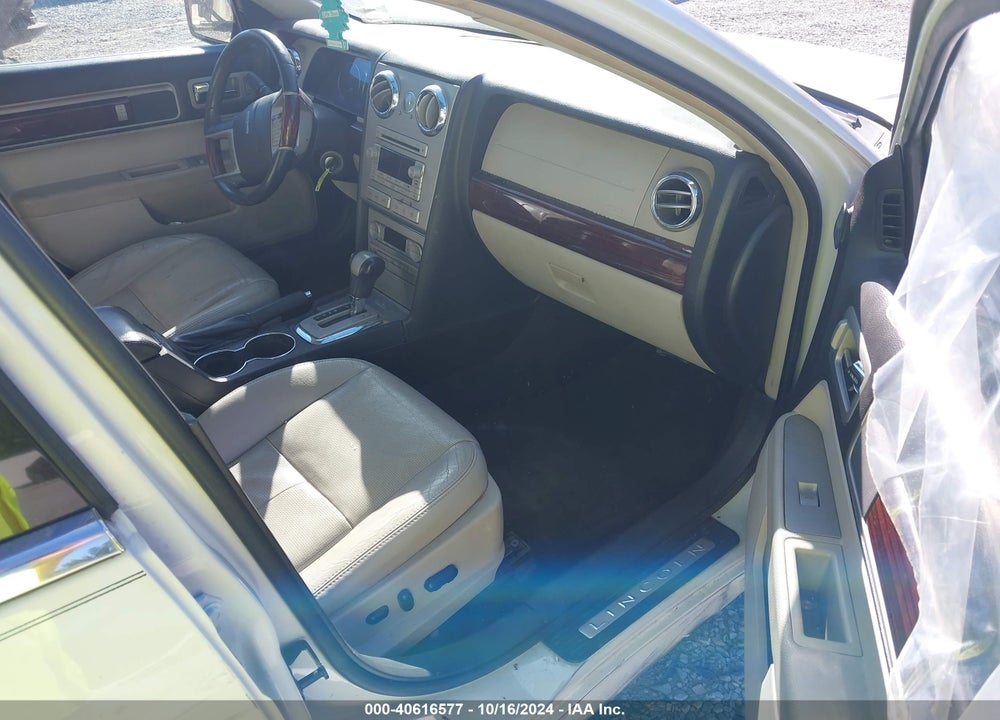 2008 LINCOLN MKZ VIN: 3LNHM26T18R627950