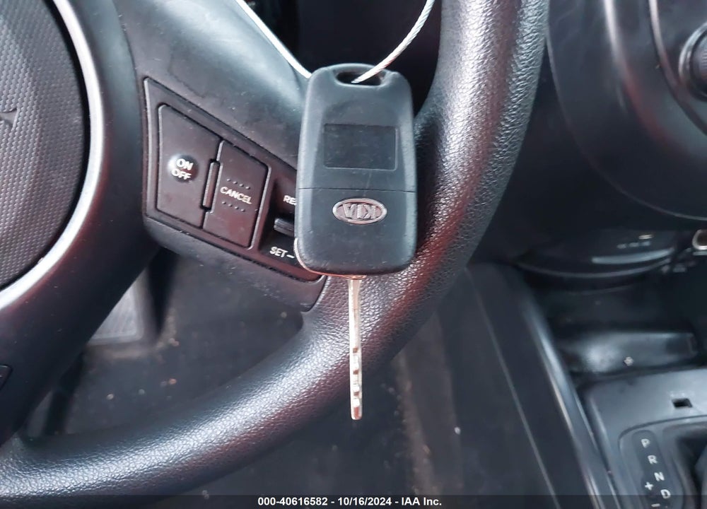 2013 KIA SOUL VIN: KNDJT2A5XD7614665