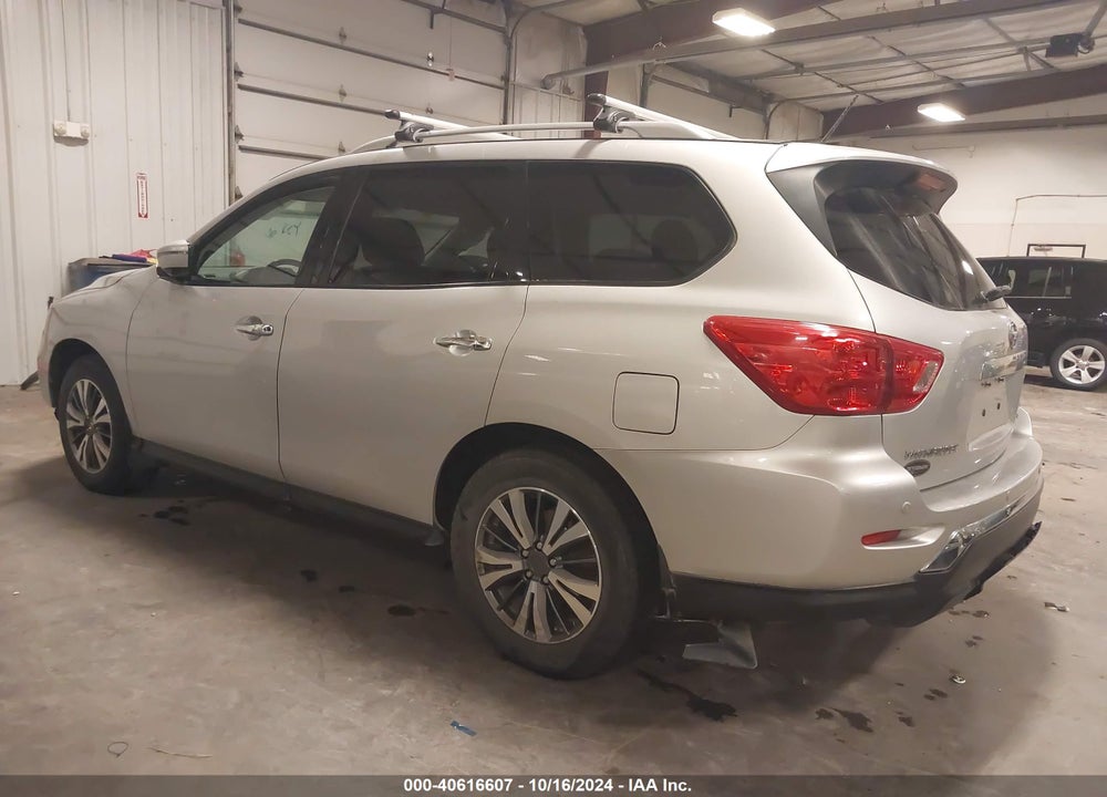 2017 NISSAN PATHFINDER SL VIN: 5N1DR2MMXHC619534