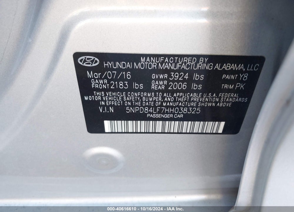 2017 HYUNDAI ELANTRA VIN: 5NPD84LF7HH038325