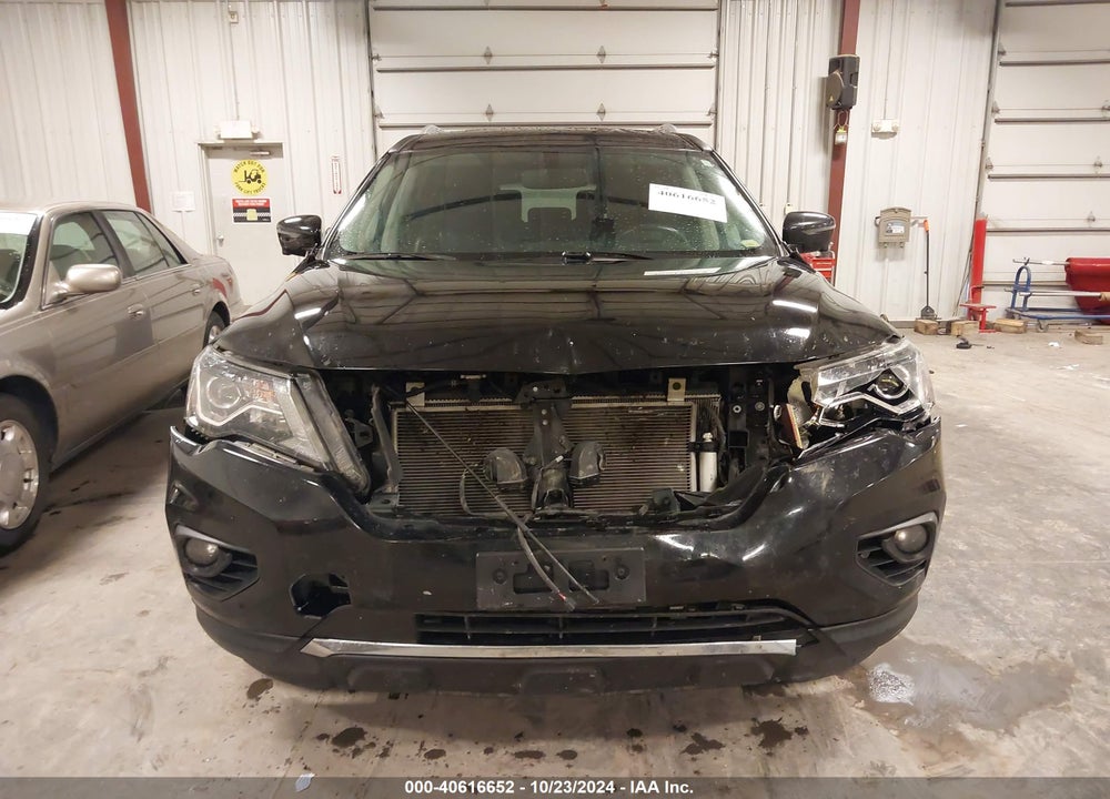 2017 NISSAN PATHFINDER PLATINUM VIN: 5N1DR2MM6HC632684