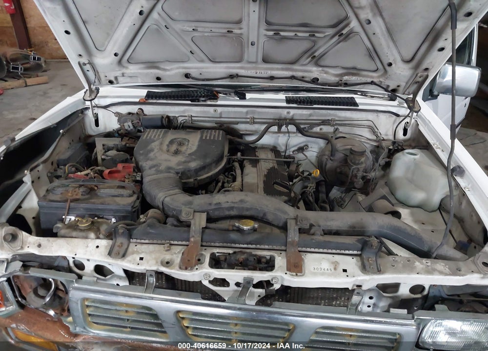 1996 NISSAN TRUCK XE VIN: 1N6SD11S1TC309446
