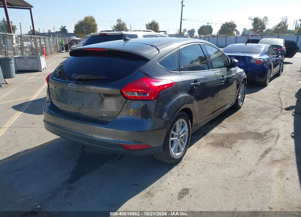2018 FORD FOCUS SE VIN: 1FADP3K29JL295537