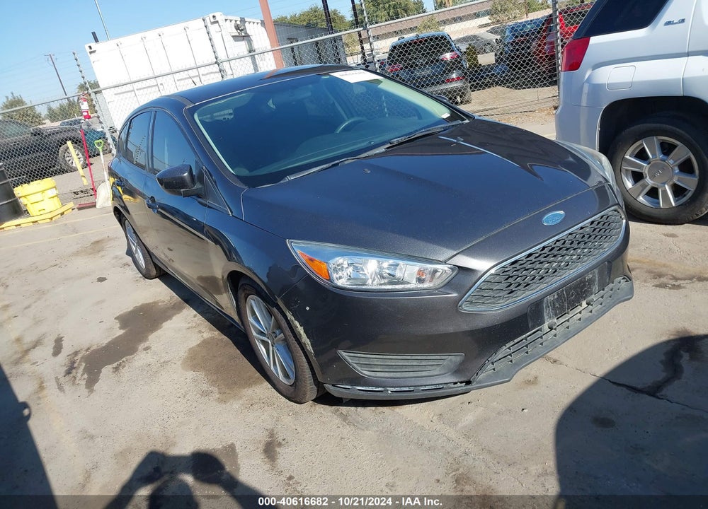 2018 FORD FOCUS SE VIN: 1FADP3K29JL295537