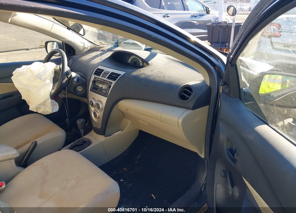 2007 TOYOTA YARIS VIN: JTDBT923071119943