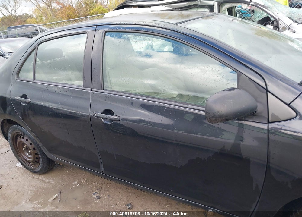 2009 TOYOTA YARIS VIN: JTDBT903791298181