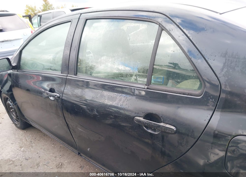 2009 TOYOTA YARIS VIN: JTDBT903791298181