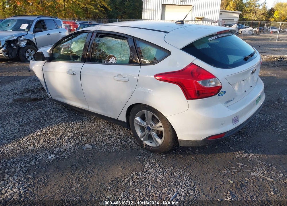 2014 FORD FOCUS SE VIN: 1FADP3K23EL158924