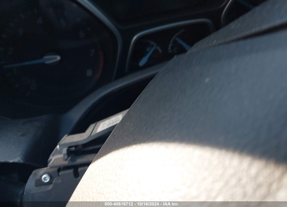 2014 FORD FOCUS SE VIN: 1FADP3K23EL158924