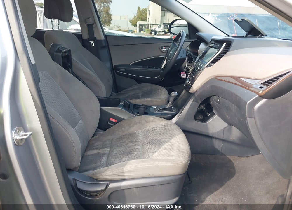 2018 HYUNDAI SANTA FE SE VIN: KM8SM4HF2JU274206