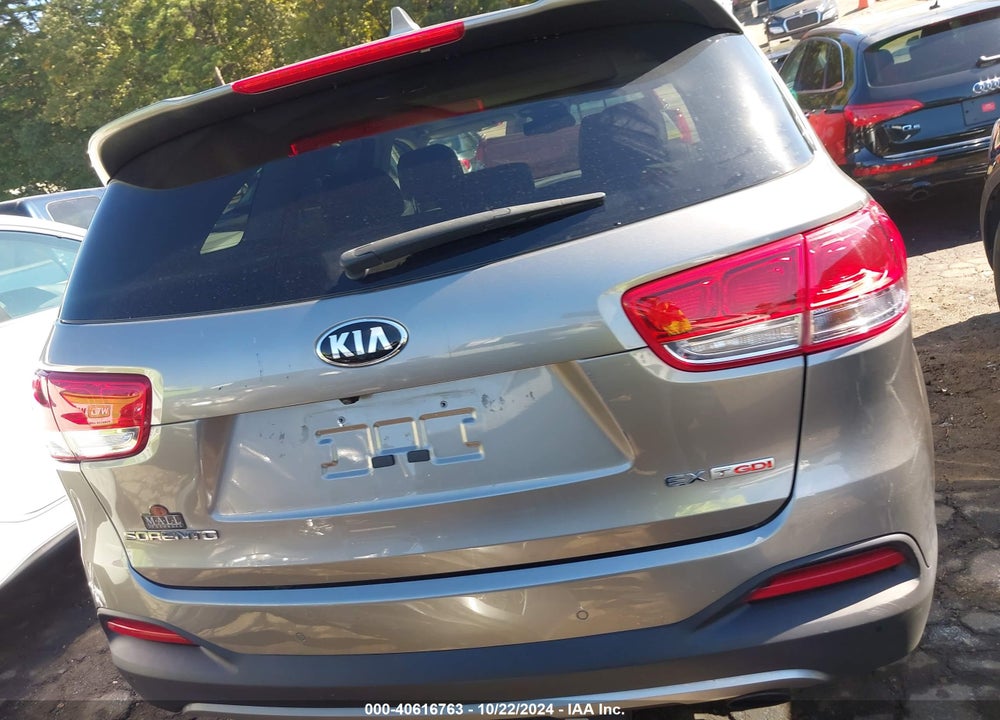2017 KIA SORENTO 2.0T EX VIN: 5XYPH4A10HG207046