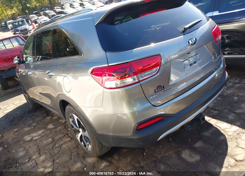 2017 KIA SORENTO 2.0T EX VIN: 5XYPH4A10HG207046