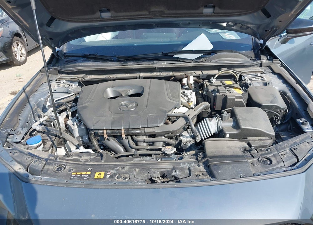 2024 MAZDA 3 2.5 S CARBON EDITION VIN: JM1BPBLM3R1702013