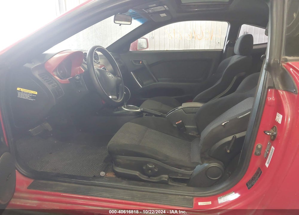 2004 HYUNDAI TIBURON GT V6/GT V6 SPECIAL EDITION VIN: KMHHN65F94U145097