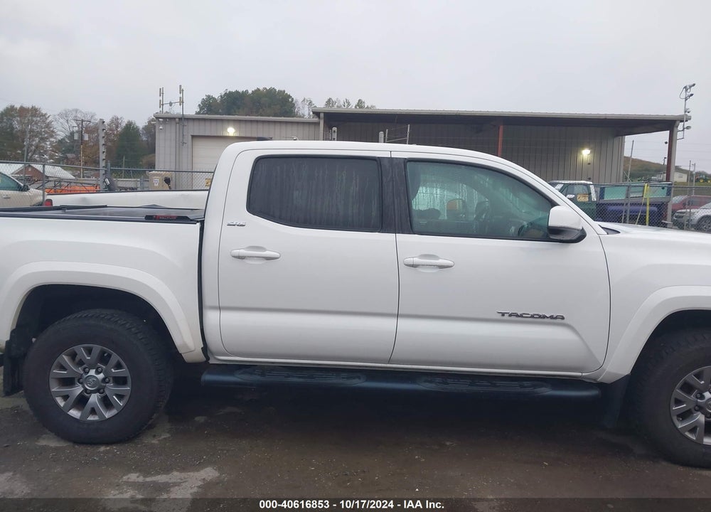 2017 TOYOTA TACOMA SR5 V6 VIN: 3TMCZ5ANXHM111495
