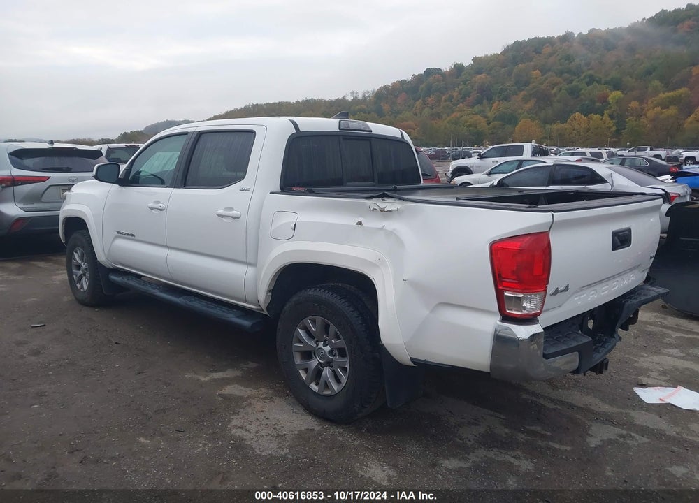 2017 TOYOTA TACOMA SR5 V6 VIN: 3TMCZ5ANXHM111495