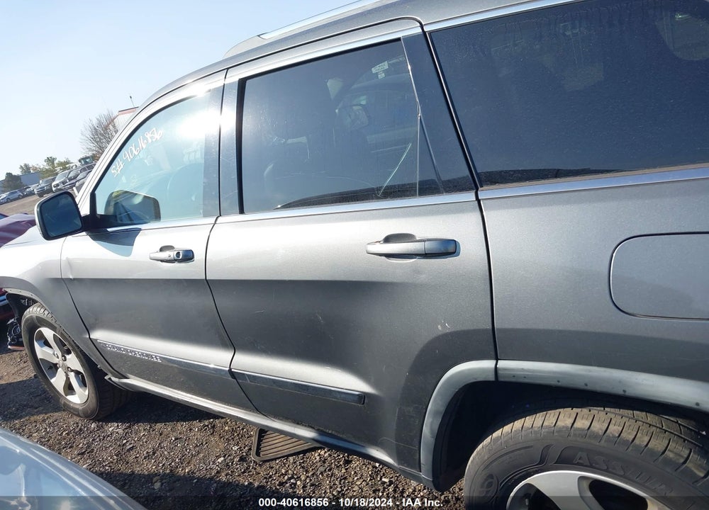 2011 JEEP GRAND CHEROKEE LAREDO VIN: 1J4RR4GG6BC674124