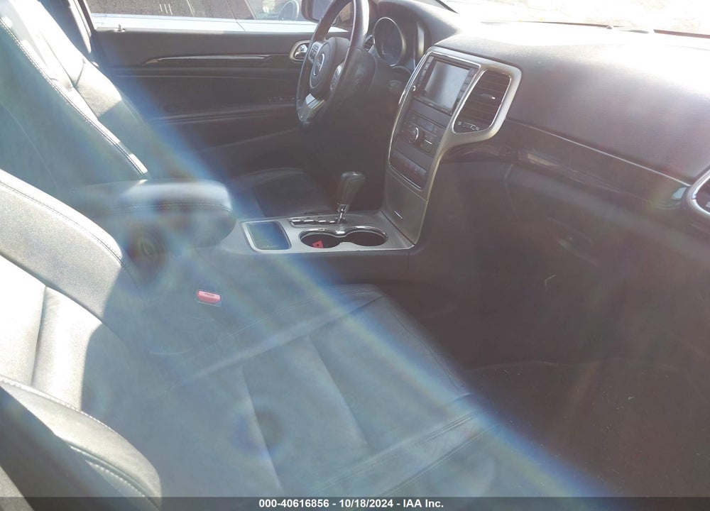 2011 JEEP GRAND CHEROKEE LAREDO VIN: 1J4RR4GG6BC674124