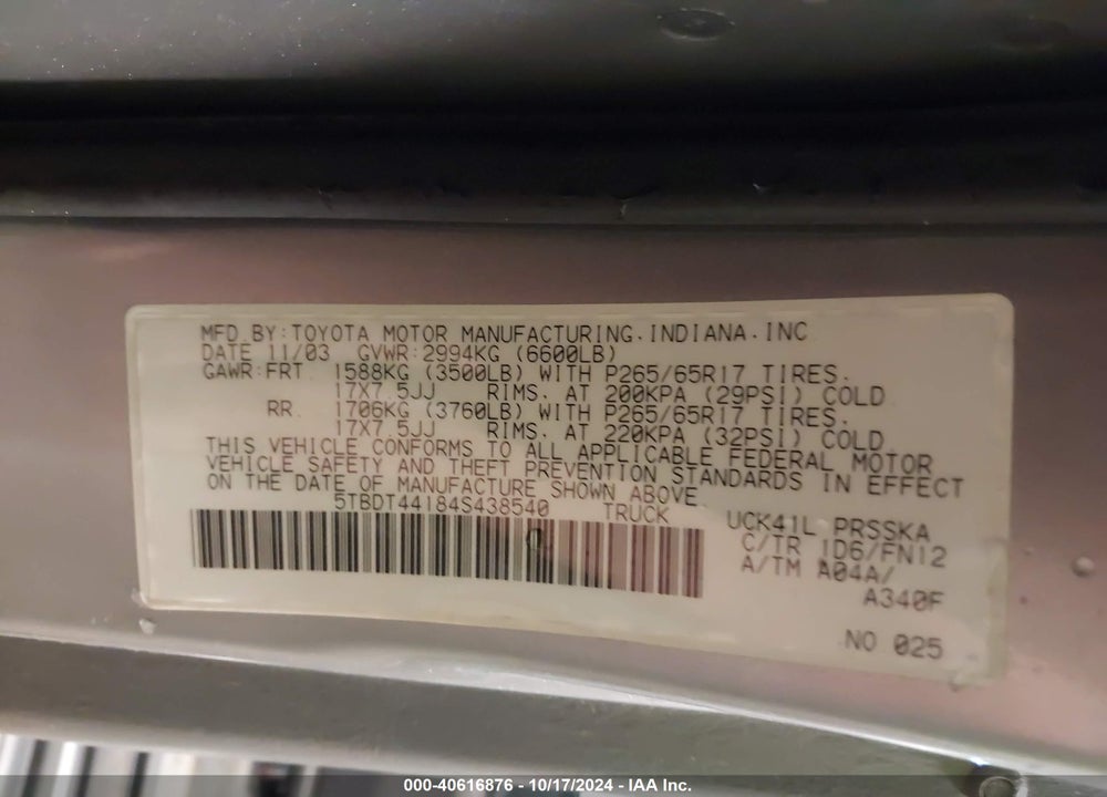 2004 TOYOTA TUNDRA SR5 V8 VIN: 5TBDT44184S438540