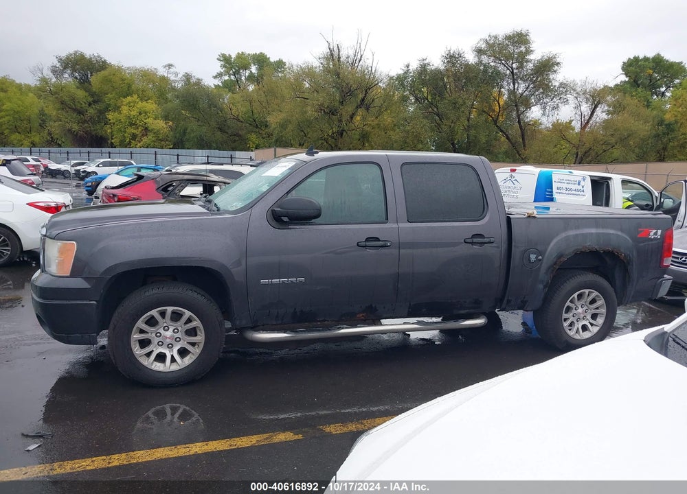 2010 GMC SIERRA 1500 SLE VIN: 3GTRKVE3XAG172390