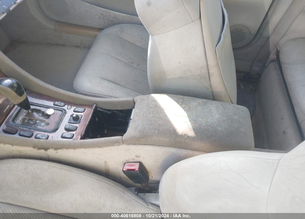 2003 MERCEDES-BENZ CLK 320 VIN: WDBLK65G23T132484