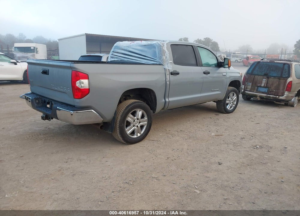 2019 TOYOTA TUNDRA SR5 5.7L V8 VIN: 5TFDW5F17KX856760
