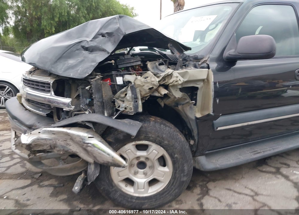 2004 CHEVROLET TAHOE LS VIN: 1GNEC13V24R125584