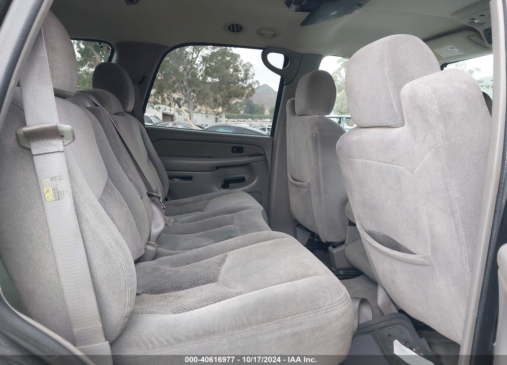 2004 CHEVROLET TAHOE LS VIN: 1GNEC13V24R125584