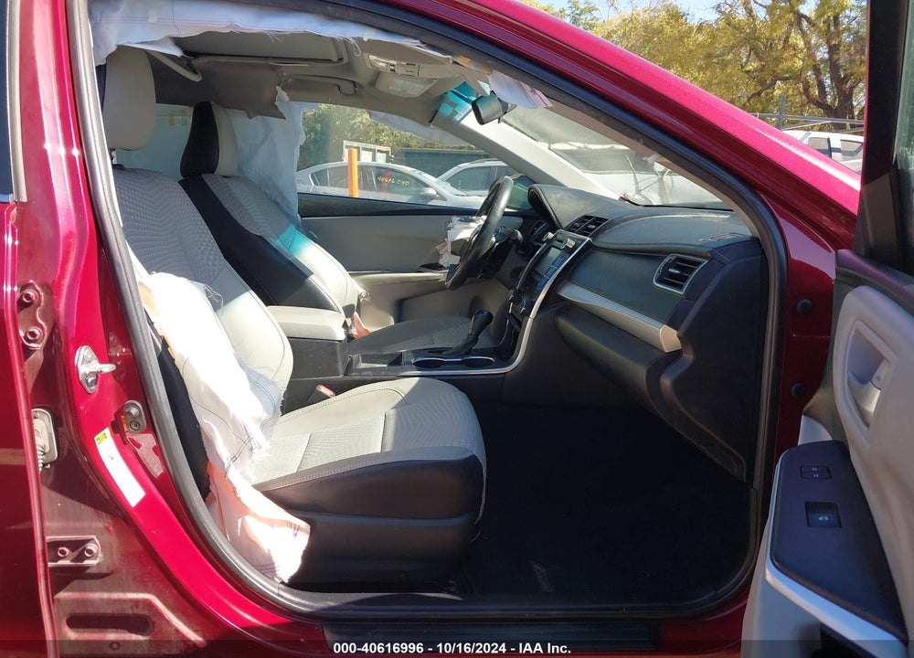 2015 TOYOTA CAMRY SE VIN: 4T1BF1FK4FU985471