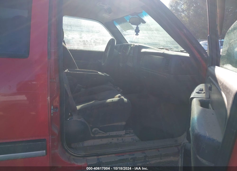 2006 CHEVROLET SILVERADO 2500HD LT1 VIN: 1GCHK23U16F147845