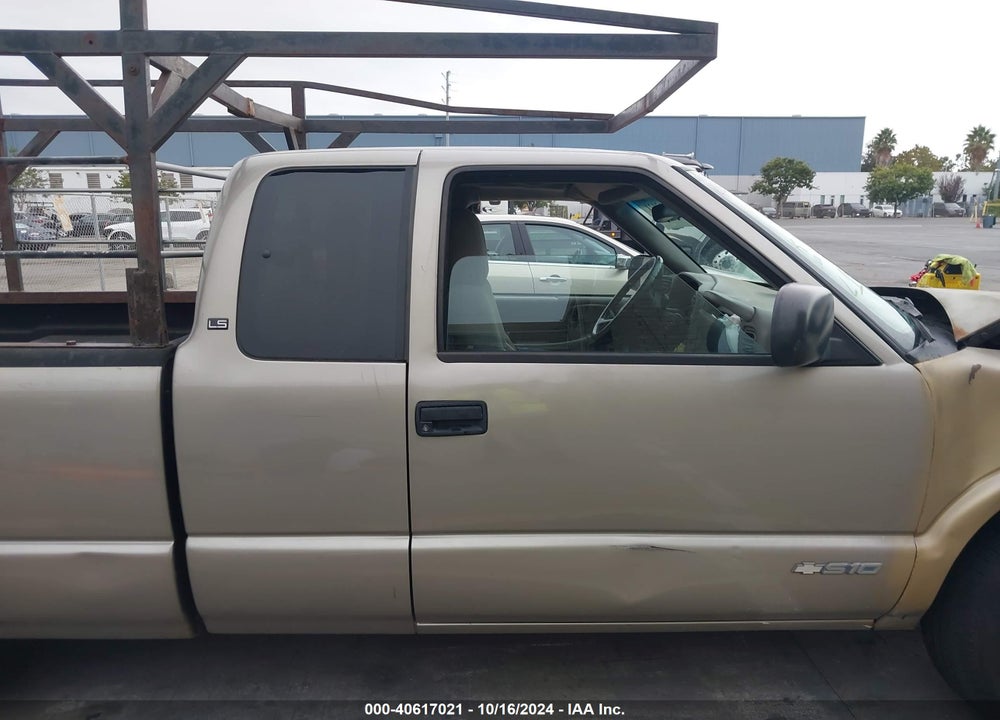 2003 CHEVROLET S-10 LS VIN: 1GCCS19X538283823