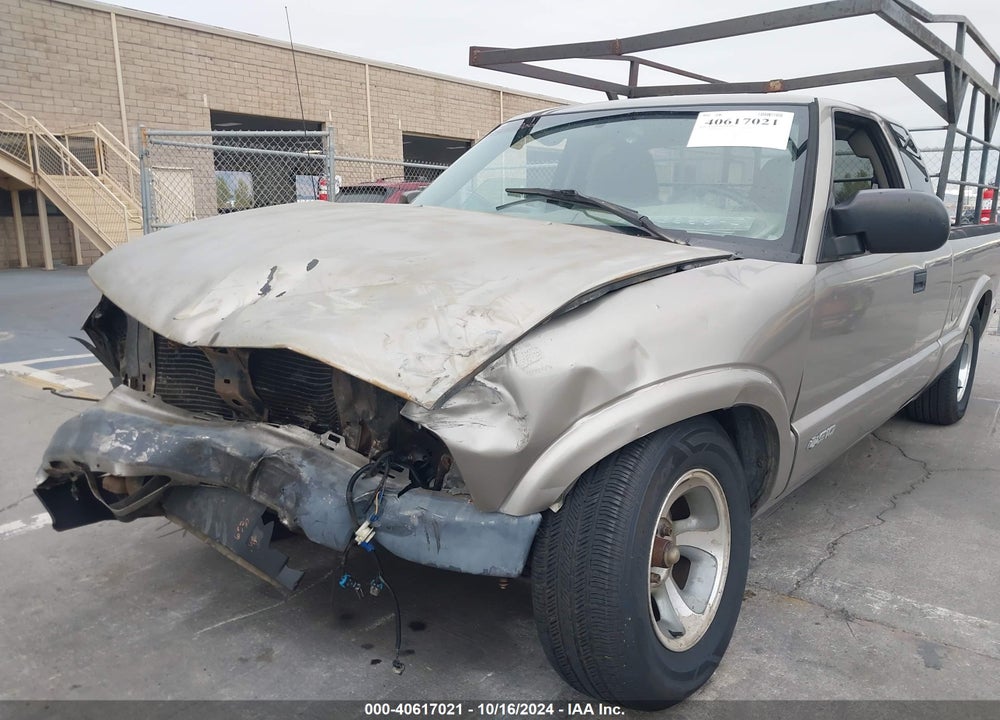 2003 CHEVROLET S-10 LS VIN: 1GCCS19X538283823