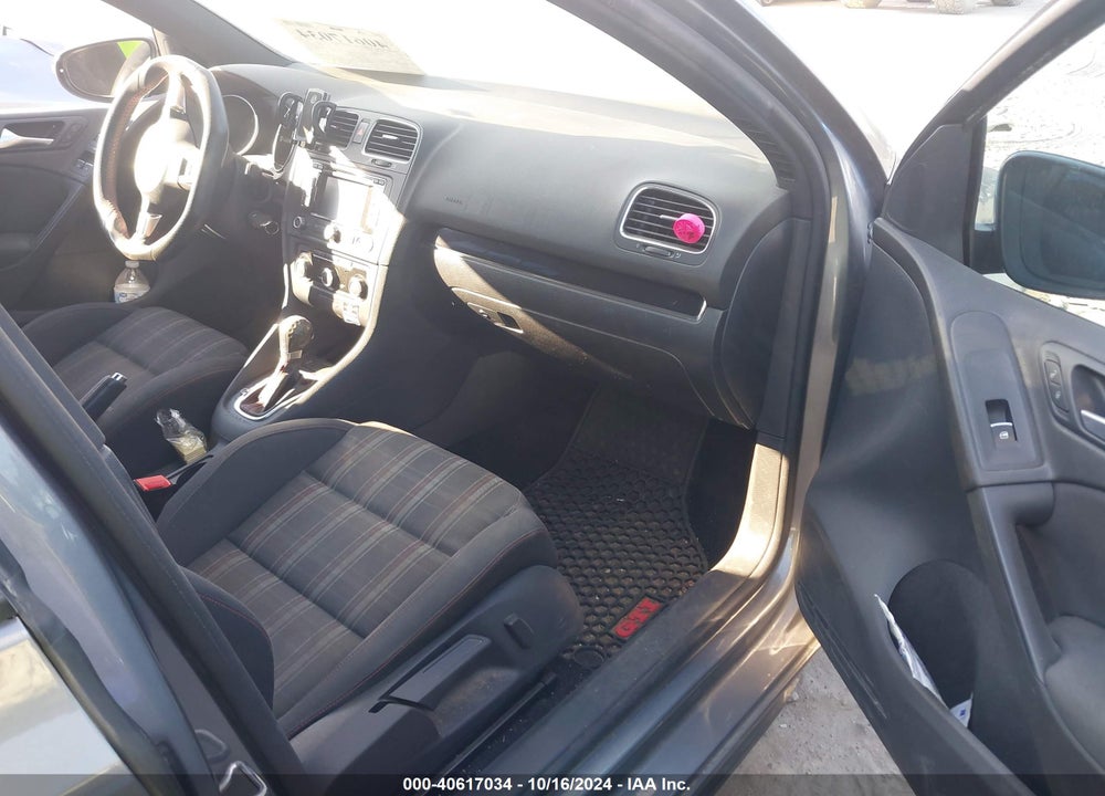 2013 VOLKSWAGEN GTI 4-DOOR VIN: WVWHV7AJ3DW084841