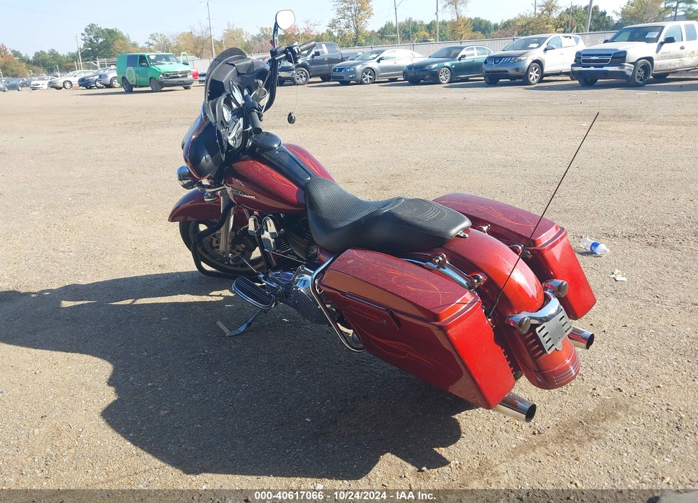 2010 HARLEY-DAVIDSON FLHX VIN: 1HD1KB419AB654447