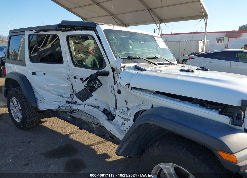 2018 JEEP WRANGLER UNLIMITED SPORT S 4X4 VIN: 1C4HJXDG8JW134740