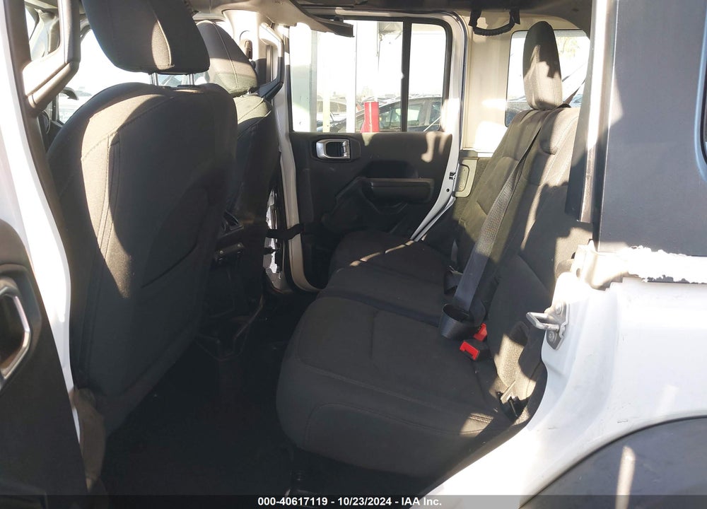 2018 JEEP WRANGLER UNLIMITED SPORT S 4X4 VIN: 1C4HJXDG8JW134740