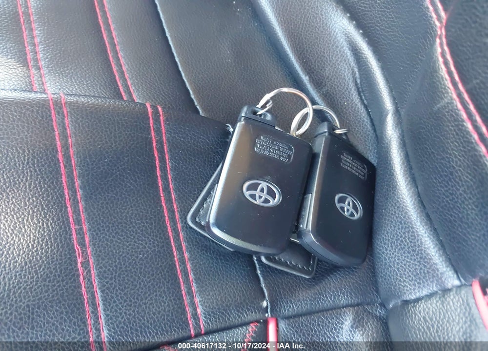 2016 TOYOTA CAMRY XLE VIN: 4T1BF1FK6GU544328