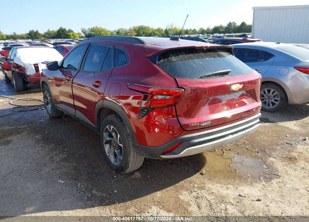 2024 CHEVROLET TRAX FWD LT VIN: KL77LHE2XRC165626