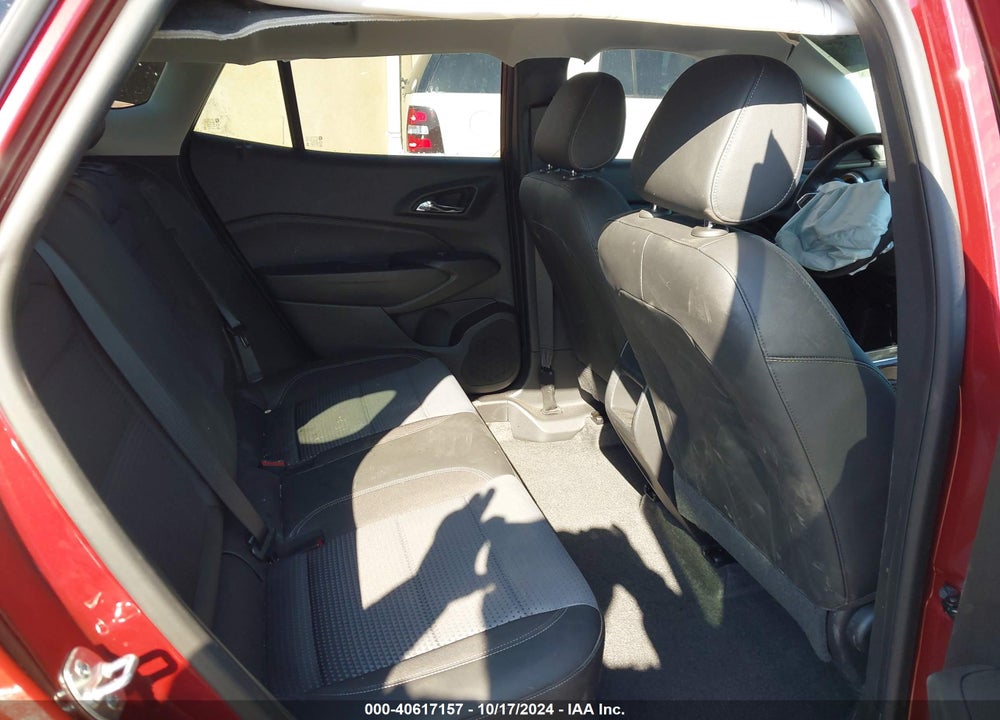 2024 CHEVROLET TRAX FWD LT VIN: KL77LHE2XRC165626