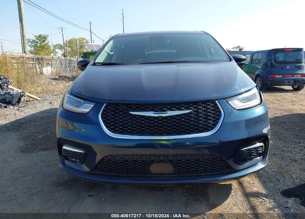 2023 CHRYSLER PACIFICA TOURING L VIN: 2C4RC1BG7PR502258