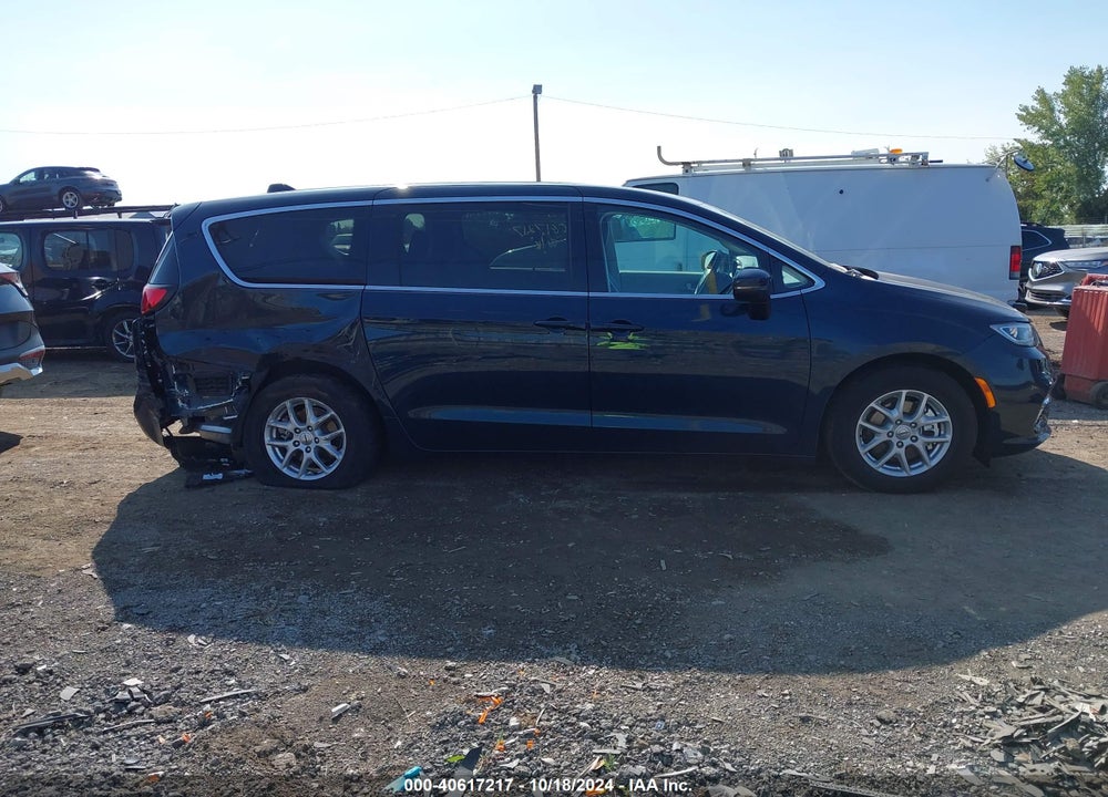 2023 CHRYSLER PACIFICA TOURING L VIN: 2C4RC1BG7PR502258