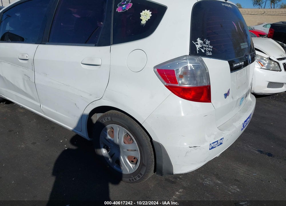2010 HONDA FIT VIN: JHMGE8H21AS012800