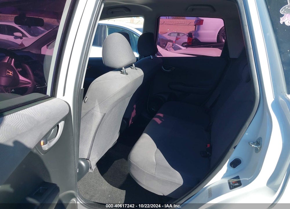 2010 HONDA FIT VIN: JHMGE8H21AS012800