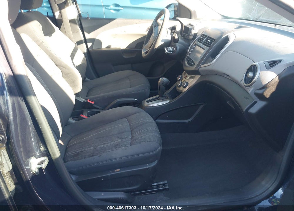 2015 CHEVROLET SONIC LT AUTO VIN: 1G1JC6SB6F4158219