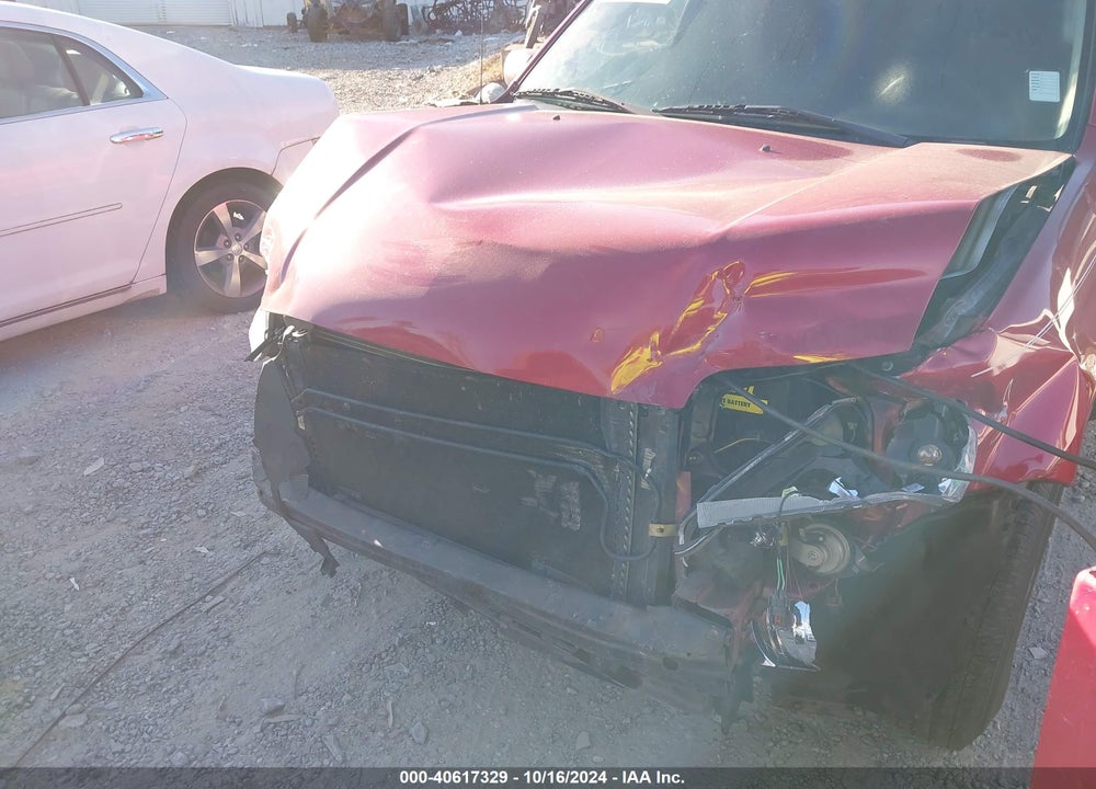 2005 FORD ESCAPE XLS VIN: 1FMYU02Z75KB85240