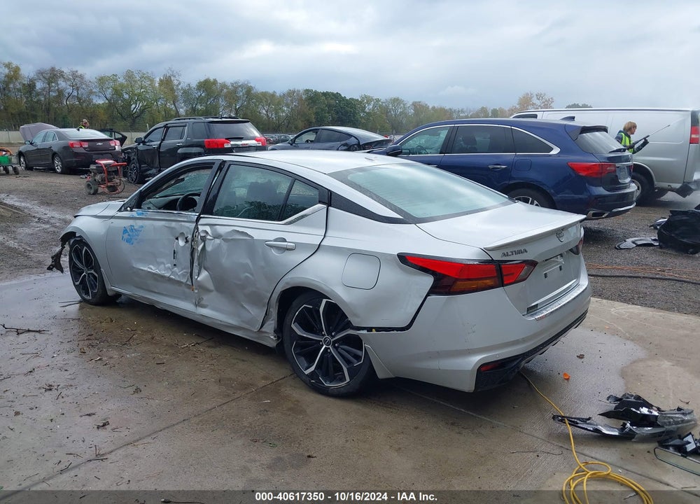 2023 NISSAN ALTIMA SR FWD VIN: 1N4BL4CV4PN340995