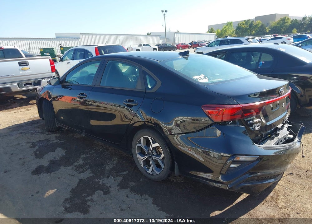 2021 KIA FORTE VIN: 3KPF24AD6ME290450